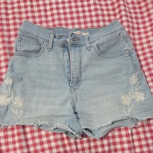 Levis Light Wash Embroidered Denim Shorts